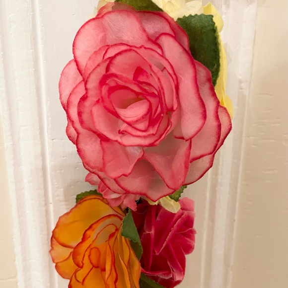 Rose belt with ribbon tie - Picture 3 of 5